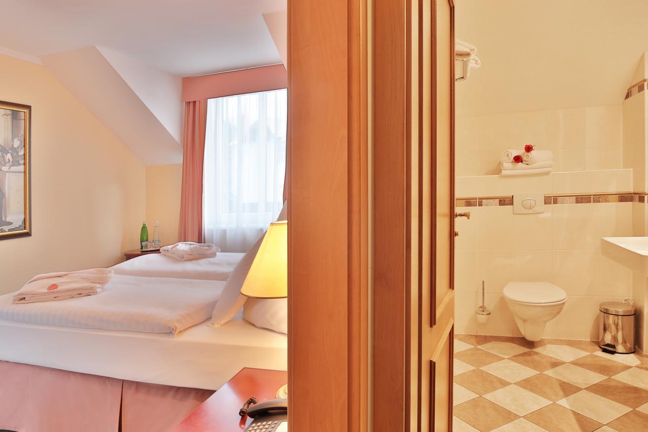 Villa Regent Spa & Wellness 마리안스케 라즈네 외부 사진